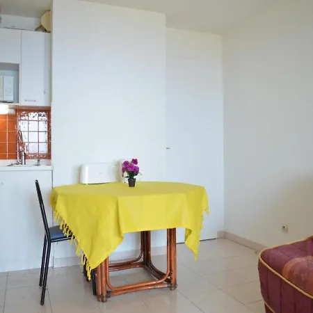 Thalabanyuls 1 Apartment